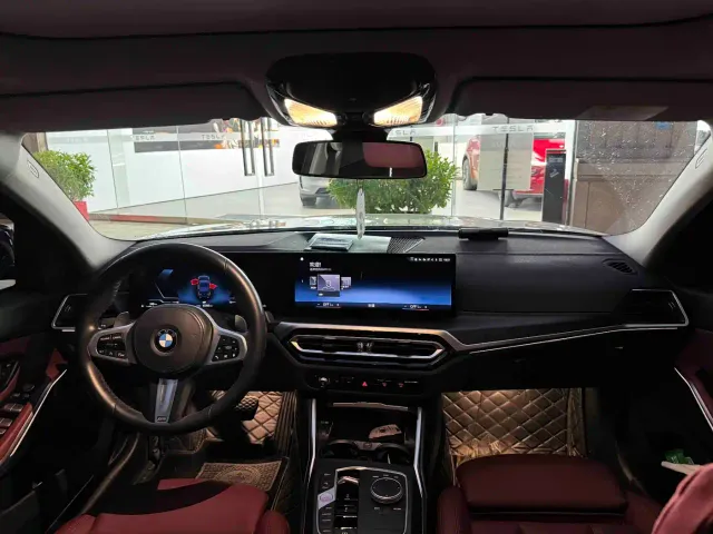 BMW 3 Series — Фото автомобиля 9