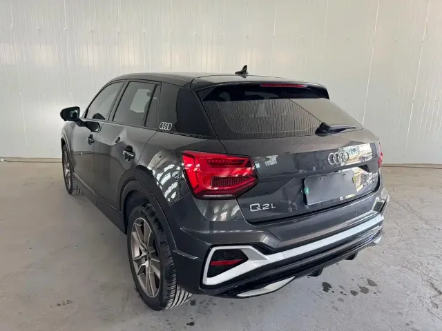Audi Q2L — Фото автомобиля 5