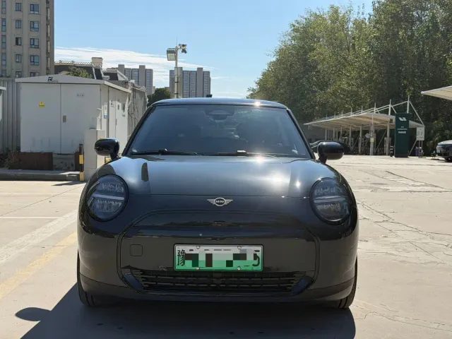MINI Cooper — Фото автомобиля 2