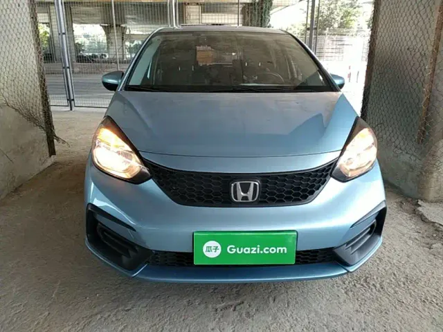 Honda Fit — Фото автомобиля 2
