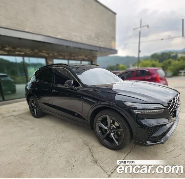 Genesis GV70 — Фото автомобиля 3
