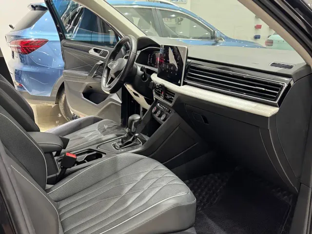 Volkswagen Tiguan L — Фото автомобиля 8