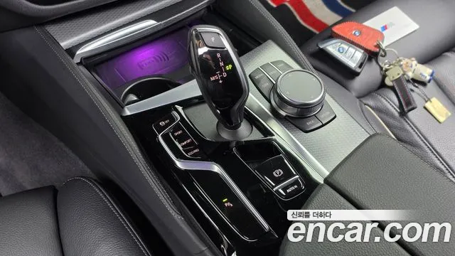 BMW 5 Series G30 — Фото автомобиля 12