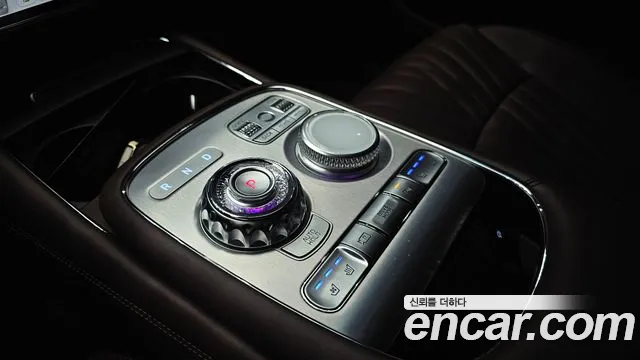 Genesis G90 Бензин 3.5 турбо AWD — Фото автомобиля 2