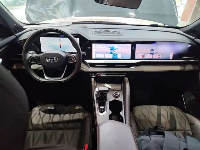 Geely Xingyue L — Фото автомобиля 9