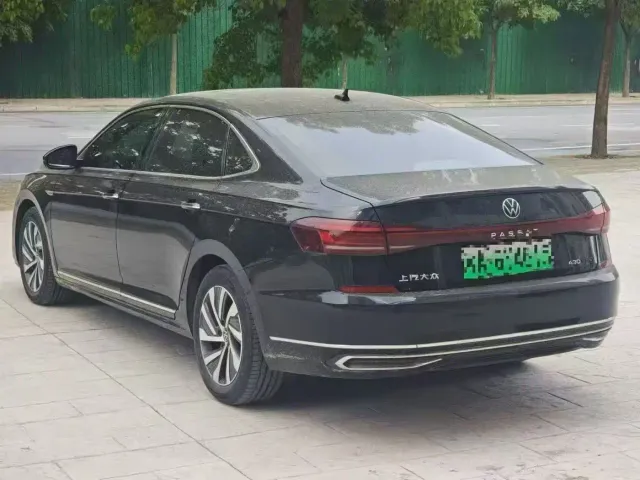 Volkswagen Passat — Фото автомобиля 9