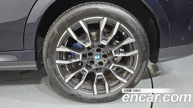 BMW X6 xDrive40i M Sport — Фото автомобиля 20