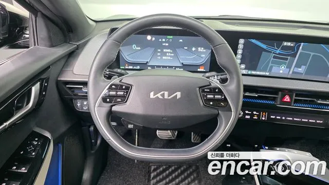 Kia EV6 — Фото автомобиля 13