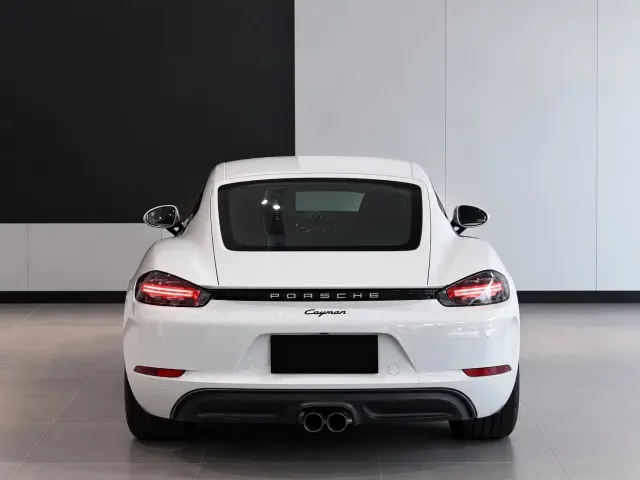 Porsche 718 — Фото автомобиля 5
