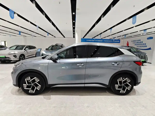 BYD Yuan PLUS — Фото автомобиля 3