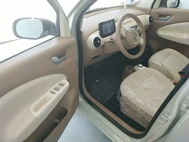 Wuling Hongguang Mini EV — Фото автомобиля 15