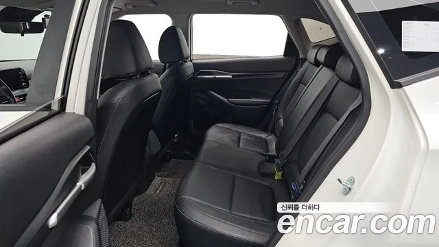 Kia Seltos New — Фото автомобиля 16