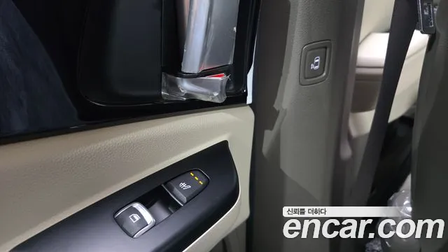 Kia Canival Carnival 4 поколение Бензин 11 мест Prestige — Фото автомобиля 27