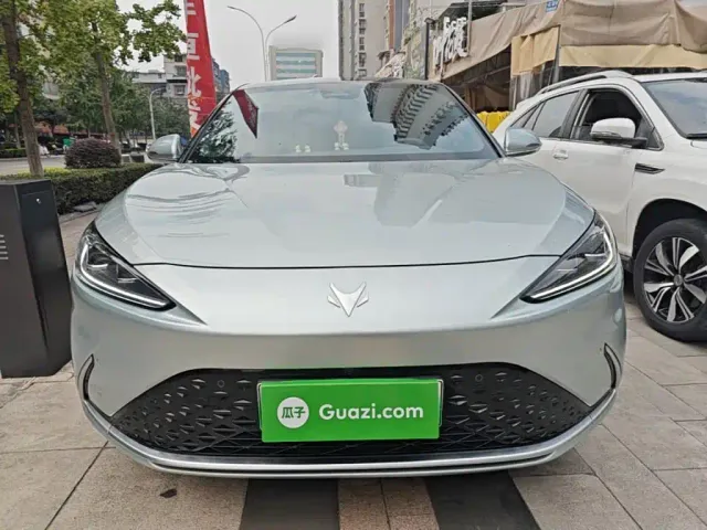 Arcfox Alpha S — Фото автомобиля 2