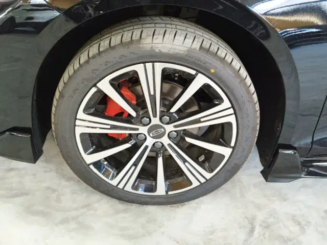 Geely Xingrui — Фото автомобиля 22