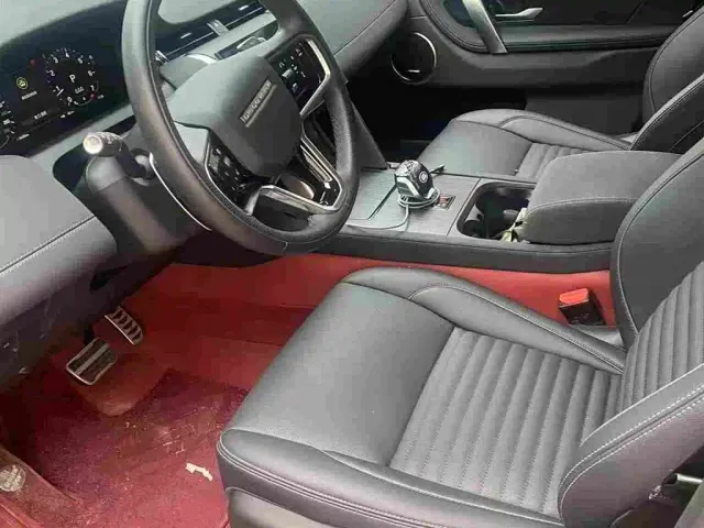 Land Rover Discovery Sport — Фото автомобиля 3