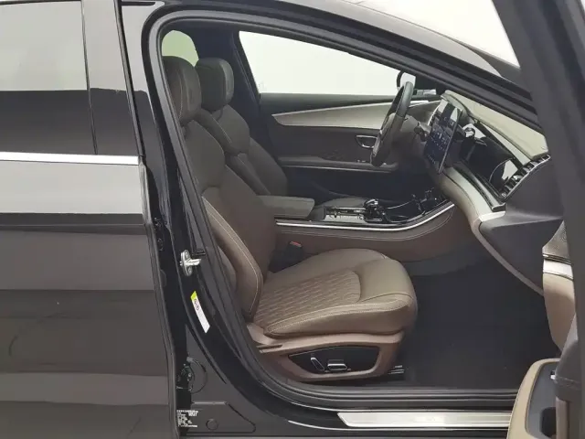 BYD Han — Фото автомобиля 23