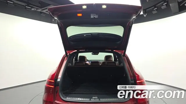 Genesis GV70 3.5T Бензин AWD — Фото автомобиля 27