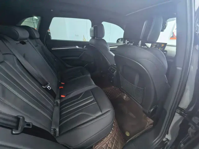 Audi Q5L — Фото автомобиля 13