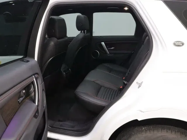 Land Rover Discovery Sport — Фото автомобиля 12