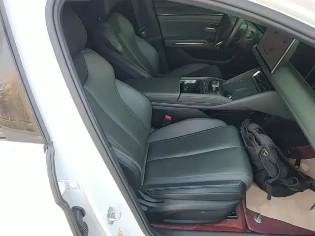 BYD Qin L — Фото автомобиля 24