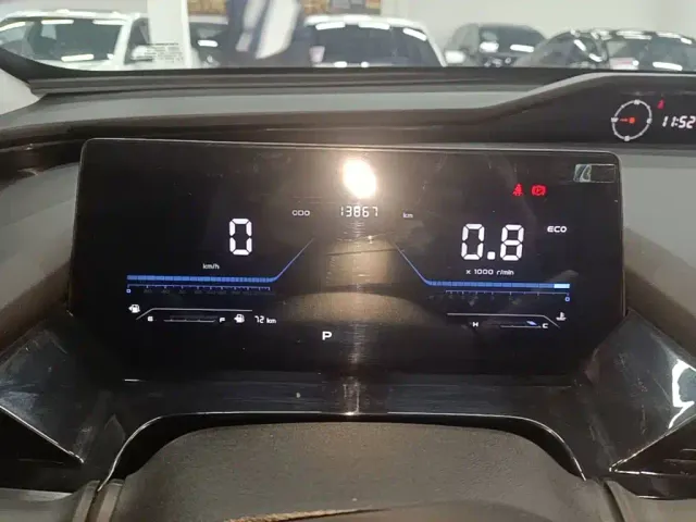 Changan Z6 — Фото автомобиля 11