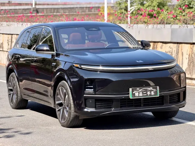 Li Auto L7 — Фото автомобиля 3