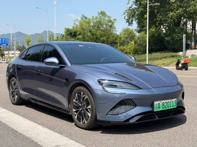 BYD Seal — Фото автомобиля 3