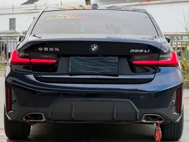 BMW 3 Series — Фото автомобиля 5