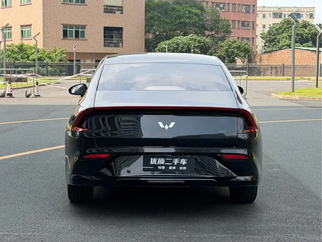 Wuling Starlight — Фото автомобиля 8