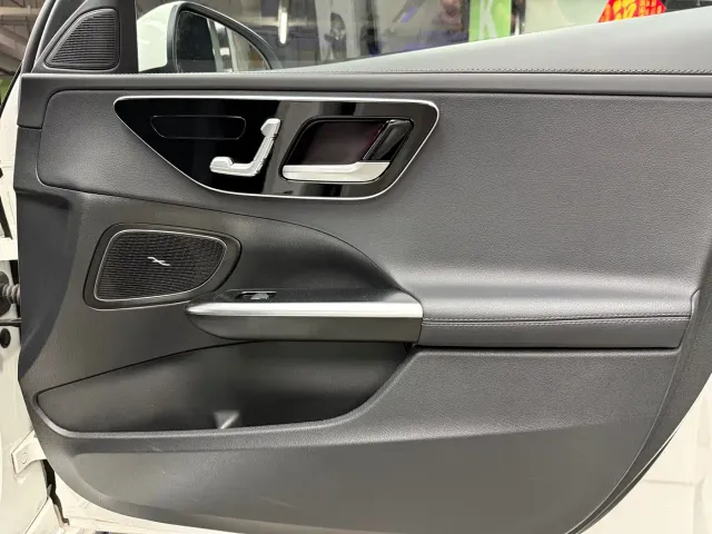 Mercedes-Benz C-Class — Фото автомобиля 14