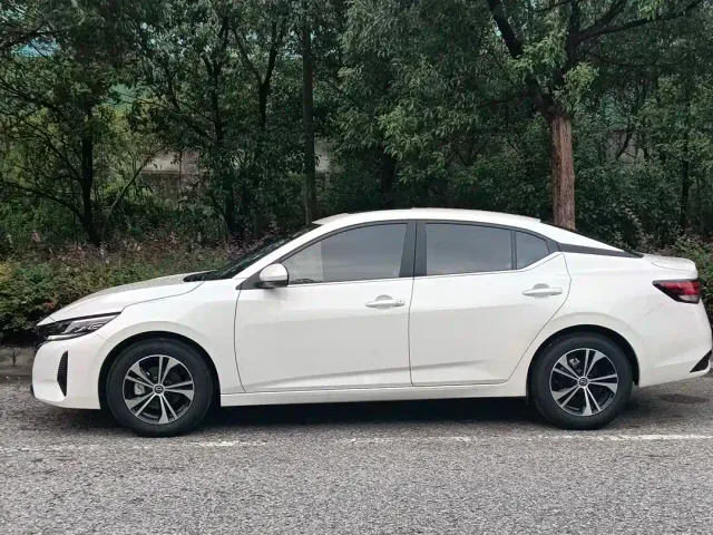 Nissan Sylphy — Фото автомобиля 3