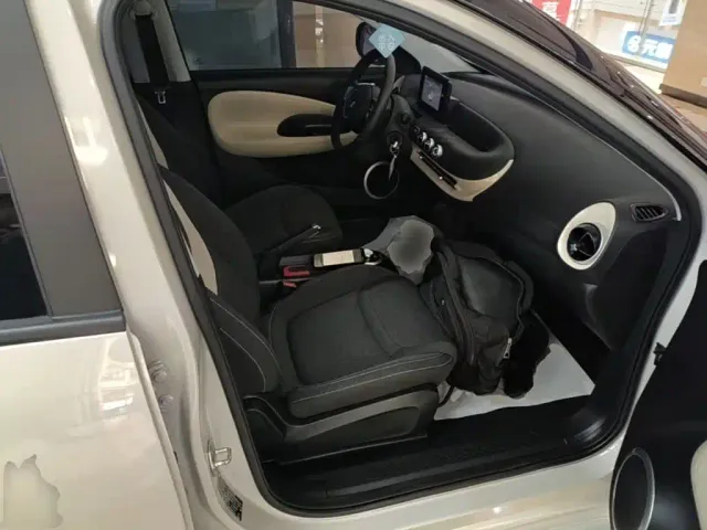 Wuling Bingo — Фото автомобиля 24