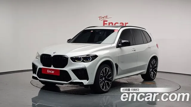 Фотография автомобиля — BMW X5 M G05