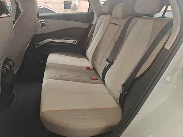 BYD Yuan PLUS — Фото автомобиля 16