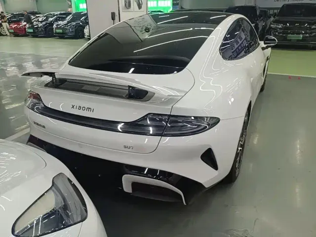 Xiaomi SU7 — Фото автомобиля 6