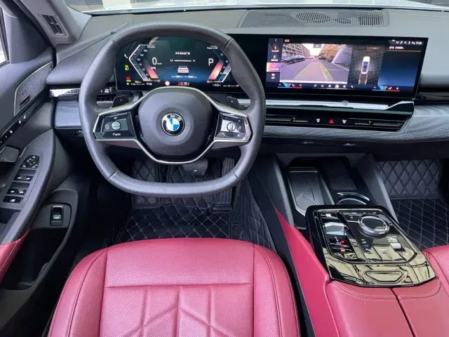 BMW BMW 5 Series 2024 525Li Luxury Package — Фото автомобиля 11