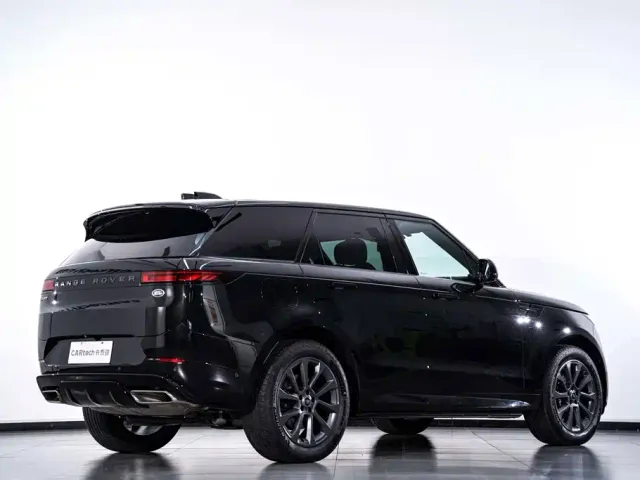 Land Rover Range Rover Sport 2023 400PS Dynamic SE — Фото автомобиля 6