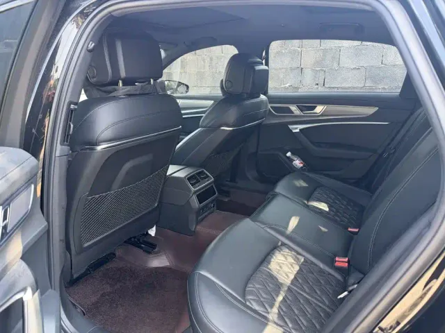 Audi A6L — Фото автомобиля 4