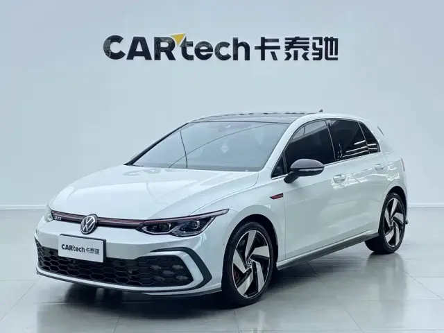 Фотография автомобиля — Volkswagen Golf GTI