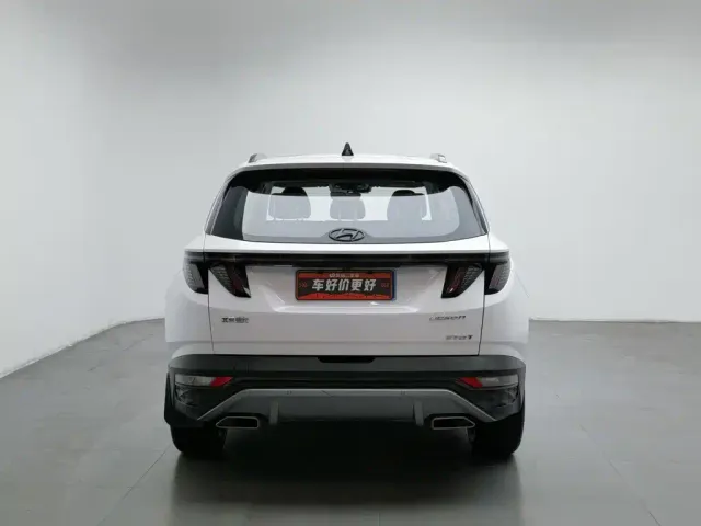 Hyundai Tucson — Фото автомобиля 4