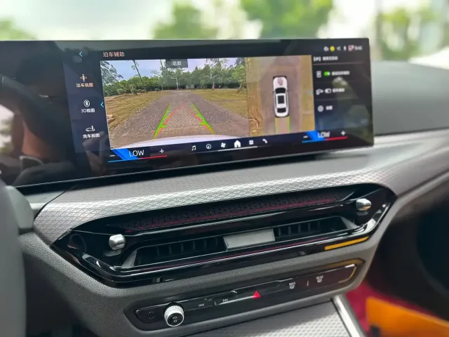 BMW 3 Series — Фото автомобиля 19
