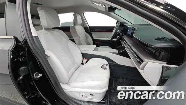 Hyundai Grandeur GN7 — Фото автомобиля 18