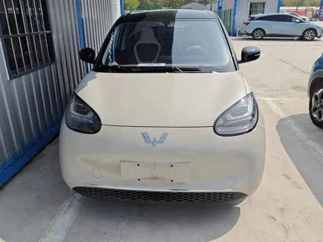 Wuling Bingo — Фото автомобиля 2