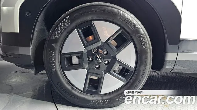 Hyundai Santa Fe MX5 — Фото автомобиля 5