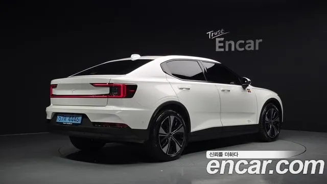 Polestar Polestar 2 — Фото автомобиля 2
