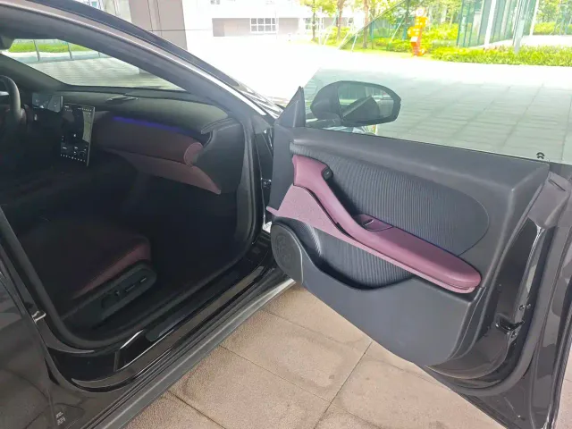 Nio ET5 Touring — Фото автомобиля 13