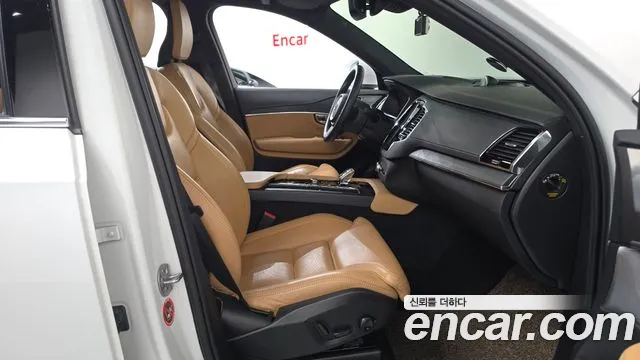 Volvo XC90 2nd Gen — Фото автомобиля 11