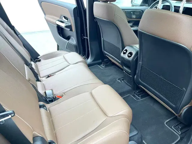 Mercedes-Benz EQB — Фото автомобиля 9
