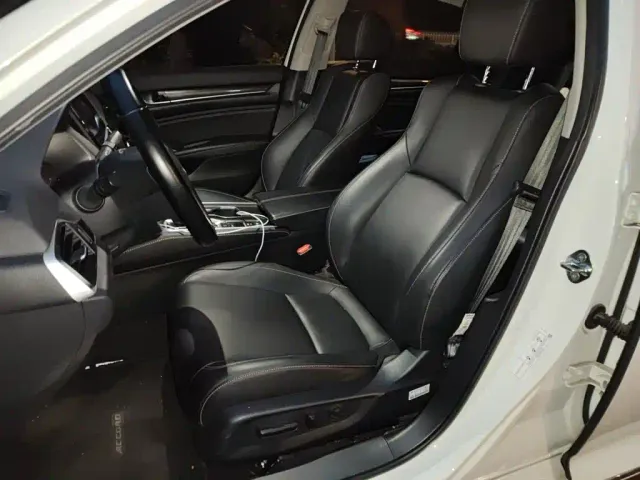 Honda Accord — Фото автомобиля 7